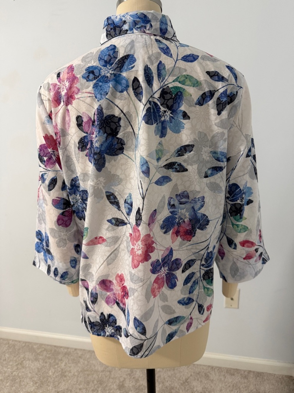 Alfred Dunner Petite Floral Button-Up  3/4 sleeve shirt SZMP - Picture 2 of 15